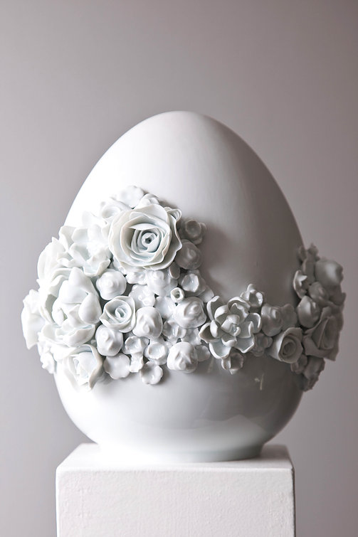 Beautiful Porcelain Egg Sculptures by Juliette Clovis